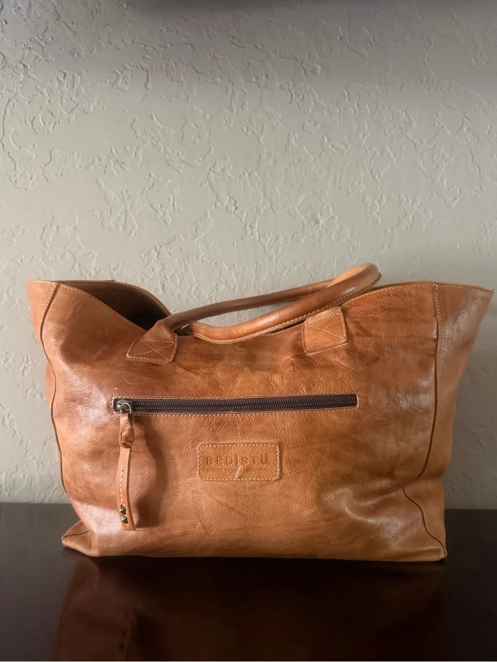 Bed Stu Distressed Dark Light Brown Large Leather Weekender Tote Pristine - Picture 5 of 9